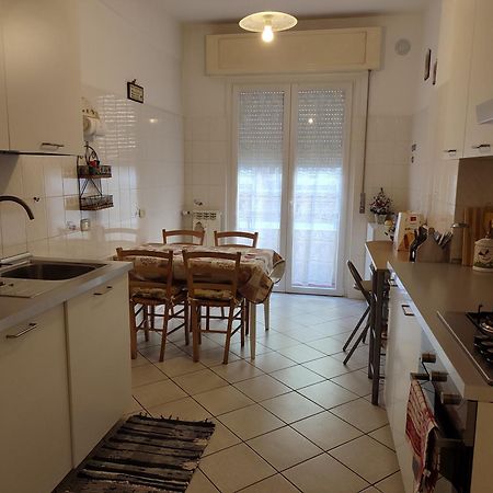 Apartamento Casa Barbara Génova Exterior foto